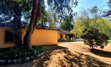 Preciosa casona en vta parque casas quincho piscina C. Tango