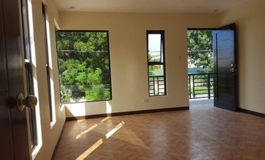 5 Bedroom Single Attached House For Sale in Santa Rosa
