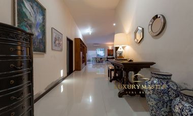 Casa en venta en Santa Anita Club de Golf moderna