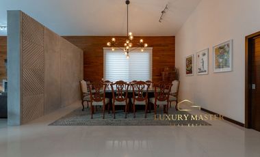 Casa en venta en Santa Anita Club de Golf moderna