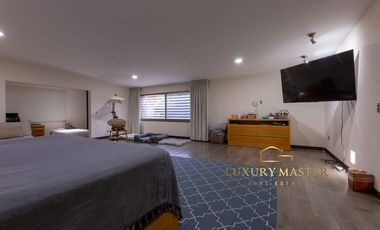 Casa en venta en Santa Anita Club de Golf moderna