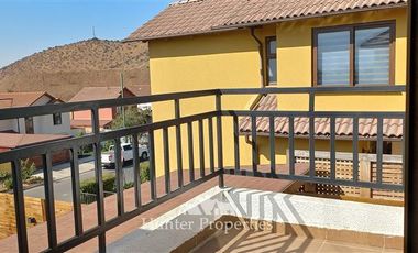 Casa en Venta en Apacible 1