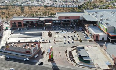 Renta de Local Comercial en El Refugio, Santiago de Querétaro Centro
