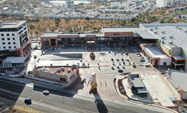 Renta de Local Comercial en El Refugio, Santiago de Querétaro Centro