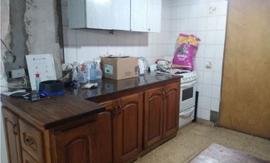 Chalet 4 amb con Galpon/ Zona Avellaneda y Chapagnat