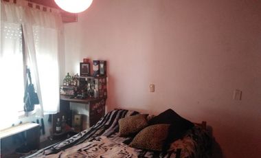 Chalet 4 amb con Galpon/ Zona Avellaneda y Chapagnat