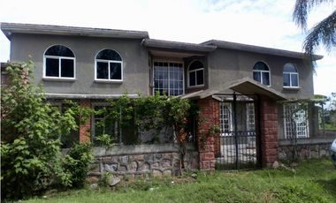 Bonita Casa en San Alejo, Ixtapan de la Sal, Méx.