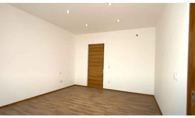 CASA RESIDENCIAL EN RENTA EN CAMPO DE GOLF TRES MARIAS, MORELIA