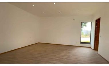 CASA RESIDENCIAL EN RENTA EN CAMPO DE GOLF TRES MARIAS, MORELIA