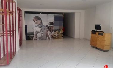 local en arriendo en barrio colombia. Cod A3115