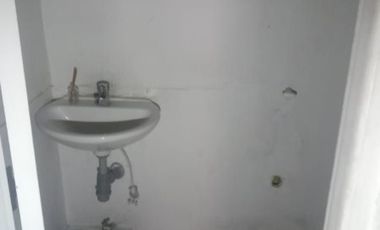 local en arriendo en barrio colombia. Cod A3115