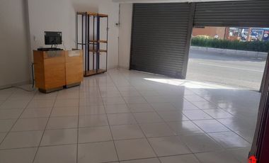 local en arriendo en barrio colombia. Cod A3115