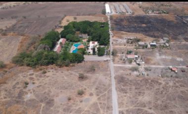 A un paso del Lago de Tequesquitengo