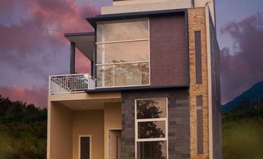 Rumah villa lengkap dengan rooftop view pegunungan