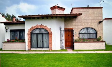 Casa en Venta Los Tulipanes, Tequisquiapan Queretaro