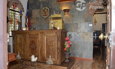 Venta de Propiedad Castillo en Sector Recreo, Viña del Mar