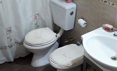 VENTA - CASA 4 ambientes - QUILMES - Barrio Petrolero.