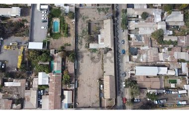 Se arrienda terreno comercial en centro de Buin