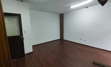Local de venta en Centro - Benigno Malo – código:21030