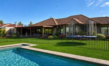Casa en venta Club de Golf los Lirios, Requínoa, Rancagua