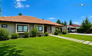 Casa en venta Club de Golf los Lirios, Requínoa, Rancagua