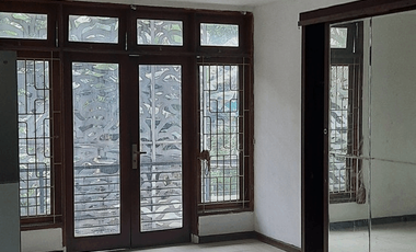 Rumah 2 Lantai Harga Dibawah NJOP Di Pejaten S8845