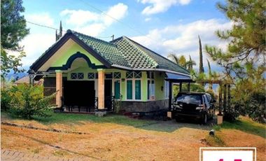 Rumah Villa Luas 824 di Panderman Hill kota Batu Malang