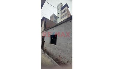 ¡Oportunidad En La Victoria!  Local Como Terreno Con Potencial De Expansión