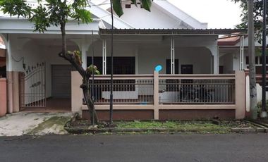 Rumah disewakan di Tenggilis Mejoyo, Surabaya