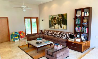 casa en arriendo en parcelaciones pance. Cod A10828