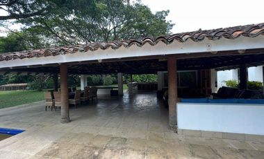 casa en arriendo en parcelaciones pance. Cod A10828