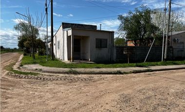 Vendo Casa un dormitorio en Caseros, Entre Ríos.