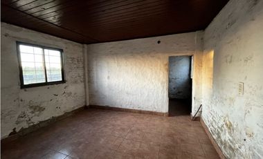 Vendo Casa un dormitorio en Caseros, Entre Ríos.