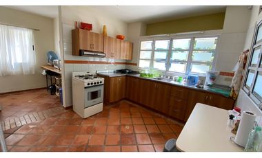 Grande Casa Finca en venta San Jerónimo unidad cerrada