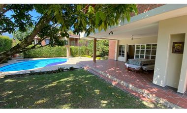 Grande Casa Finca en venta San Jerónimo unidad cerrada