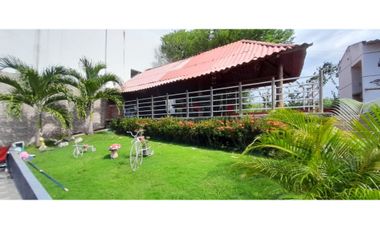 Se vende cabaña en Bonda , Santa Marta, Colombia.