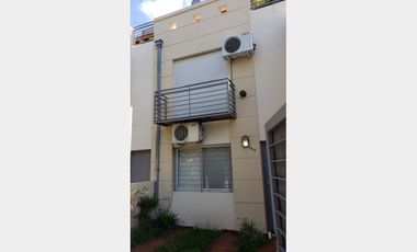 Triplex en Venta Ramos Mejia / La Matanza (A034 1401)