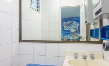 oficina en arriendo/venta en santa barbara occidental. Cod A4294