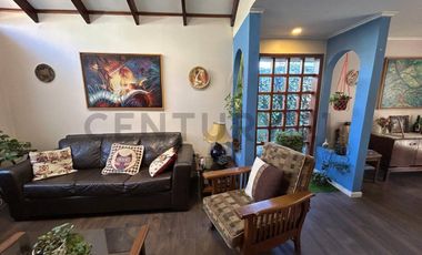 Se vende casa en excelente estado en Viña del Mar