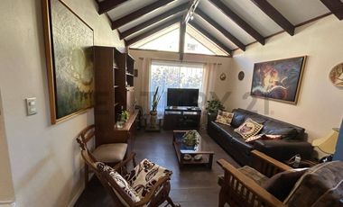 Se vende casa en excelente estado en Viña del Mar