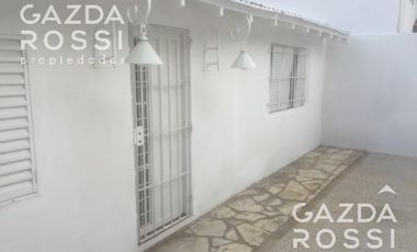 EXCELENTE CHALET PH AL FRENTE