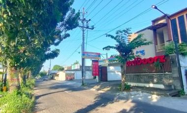 Rumah Homestay di Pinggir Jalan Utama Condongcatur: Apik Banget