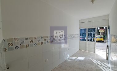 COD. 10736 - SE ARRIENDA LOCAL - BARRIO:  CARACOLI