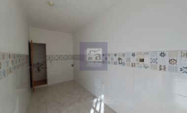 COD. 10736 - SE ARRIENDA LOCAL - BARRIO:  CARACOLI