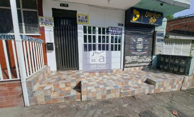 COD. 10736 - SE ARRIENDA LOCAL - BARRIO:  CARACOLI
