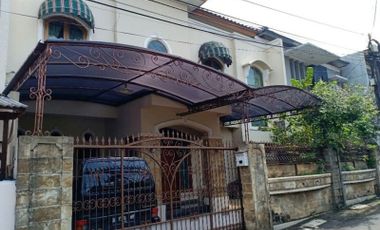 Rumah Clasic Mewah Dalam Komplek Melawai Panglima Polim Kebayoran Baru Jakarta Selatan