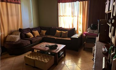HERMOSA CASA AV TOMAS GUIDO Y TAMBOR DE TACUARI