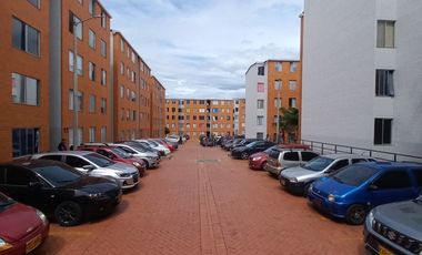apartamento en arriendo en arboleda del campestre jagua piso 2. Cod A14102