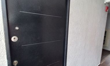 apartamento en arriendo en arboleda del campestre jagua piso 2. Cod A14102