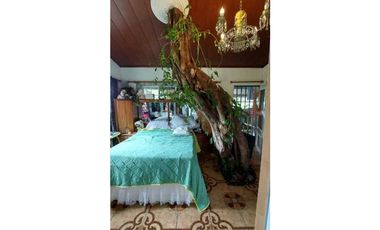 VENDO HOSTAL FUNCIONANDO EN CORDILLERA